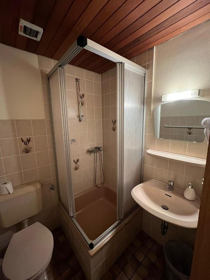 Restaurant Yamas Im Haus Waldesruh Hotel Nettetal Ngoại thất bức ảnh